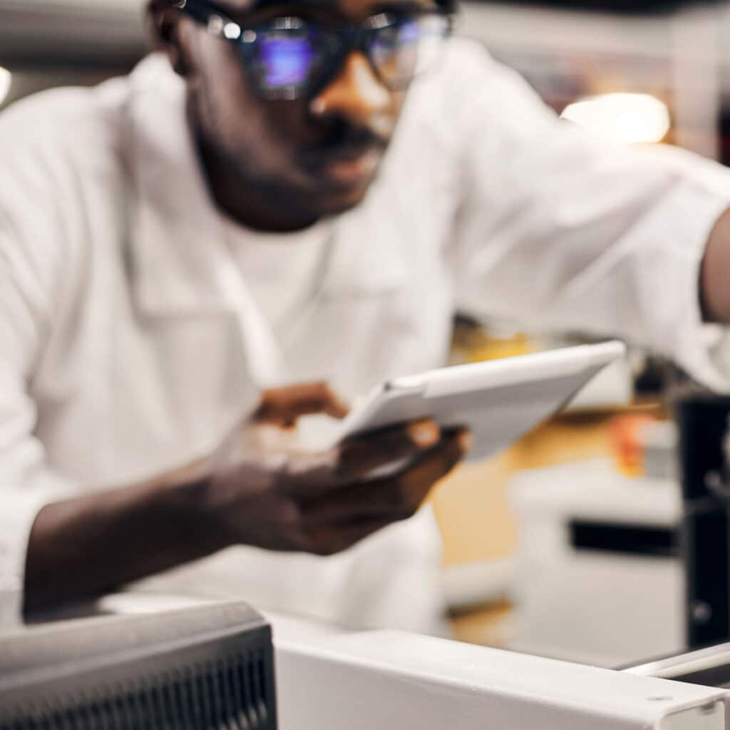 Trust is the Real Product: Branding SA’s R5 Billion Refurbished Smartphone Market